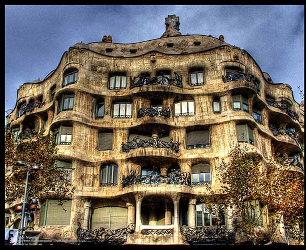 Real Men of Genius - Antoni Gaudi